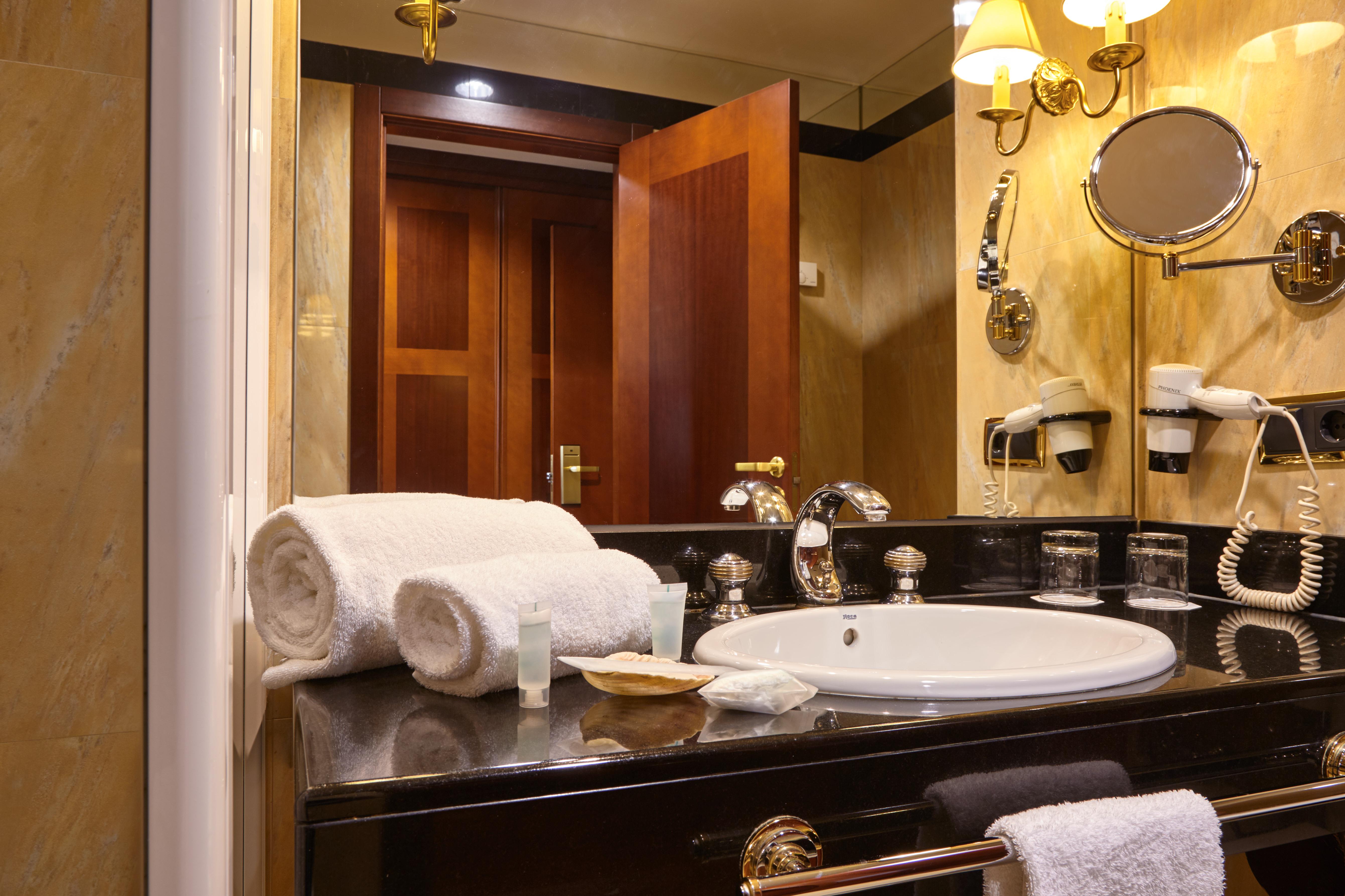 Eurostars Gran Santiago Hotel 4*